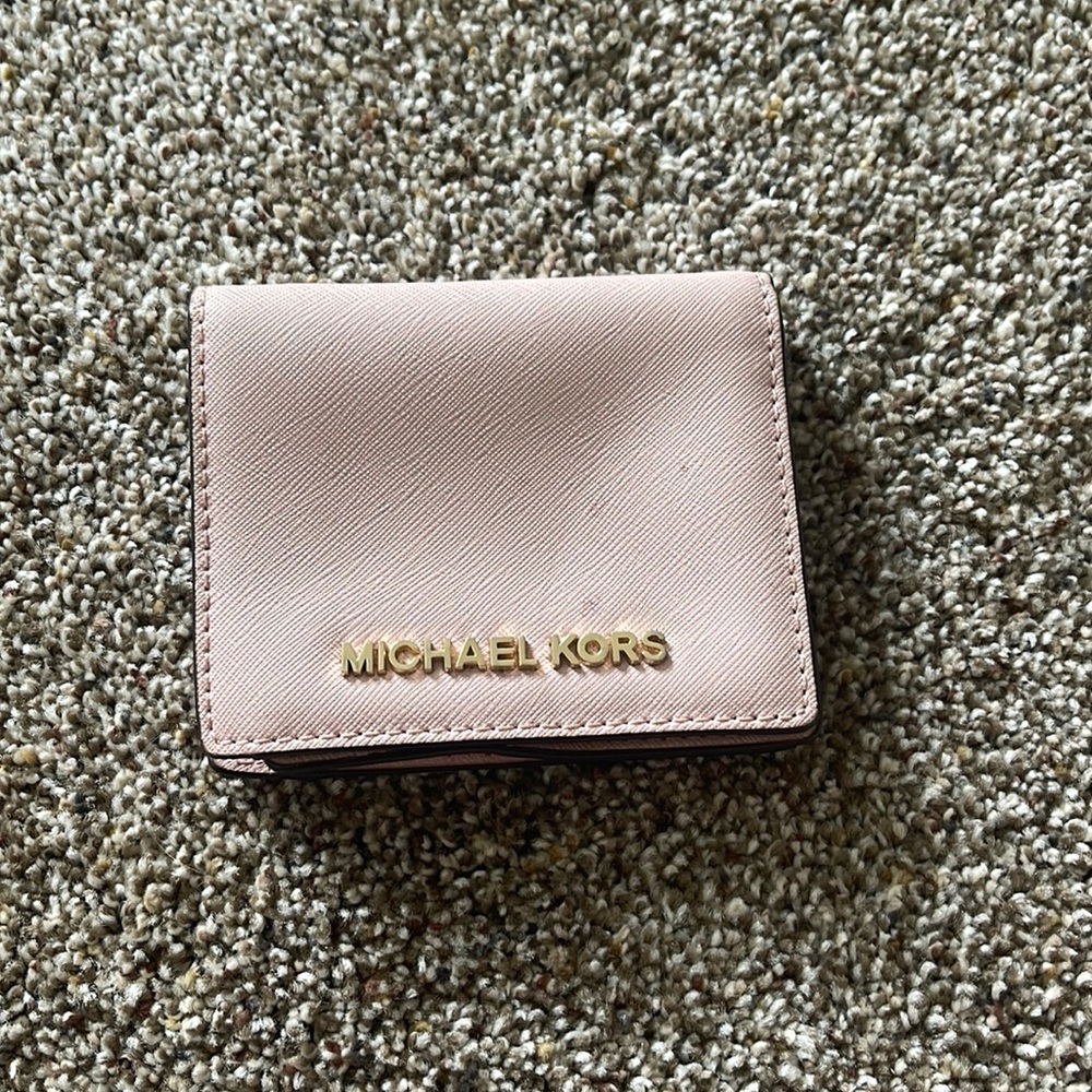 Baby light pink michael kors wallet
